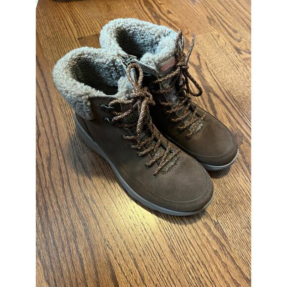 Skechers Shoes - Skechers Women's Glacial Ultra-Woodlands Fashion Boot